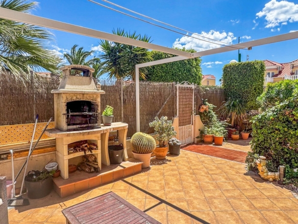 Town House for sale in Orihuela Costa