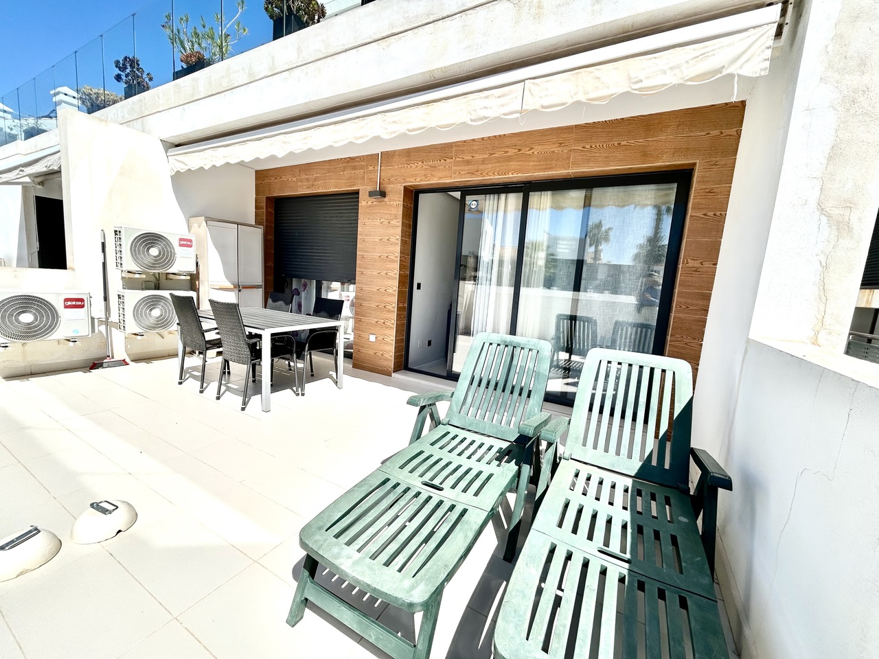 7b522f6c7b4c237834b3_xlarge Apartment in Villamartin, Alicante