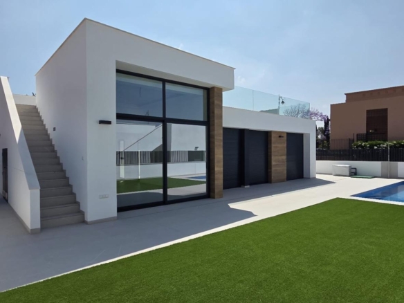 Villa for sale in Alhama De Murcia