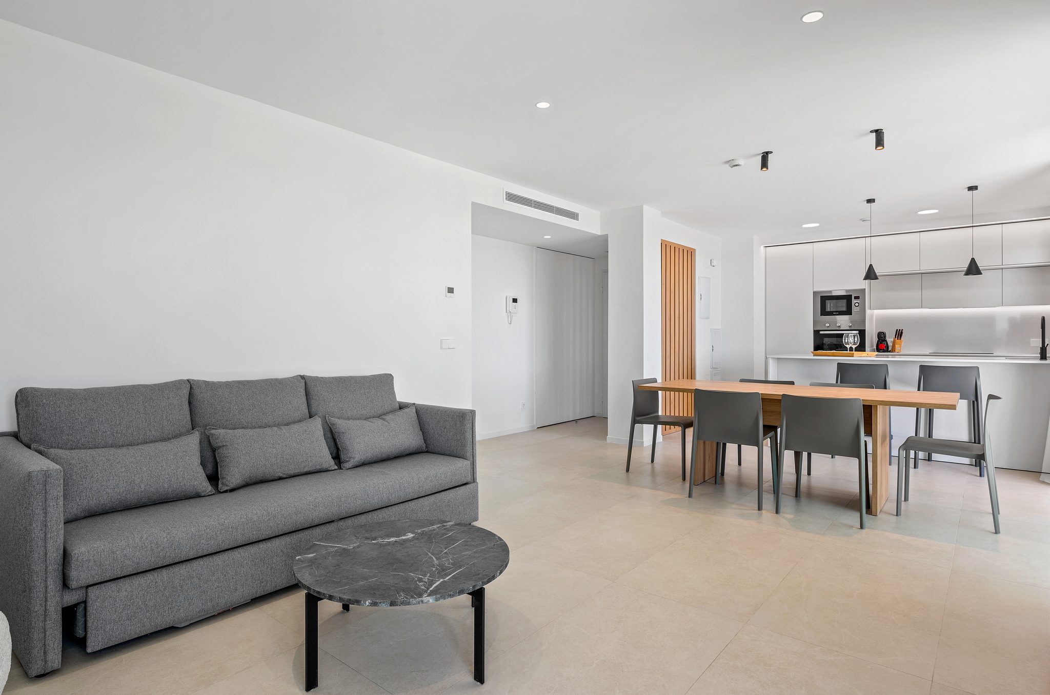 9 Luxury Key Ready Apartment with Tourist Licence in Los Alcázares