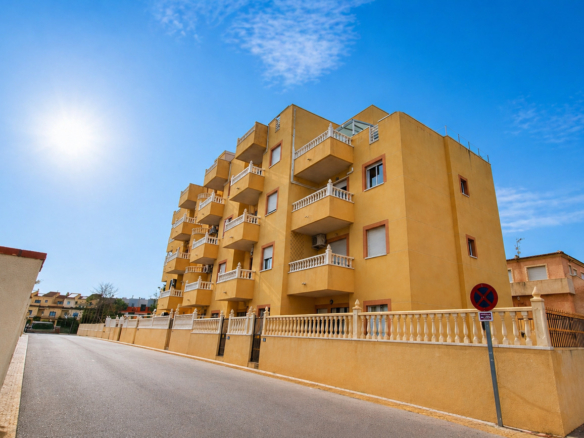 Apartment for sale in Lomas de Caboroig