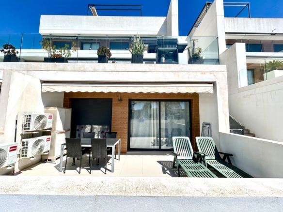 Apartment for sale in Villamartin