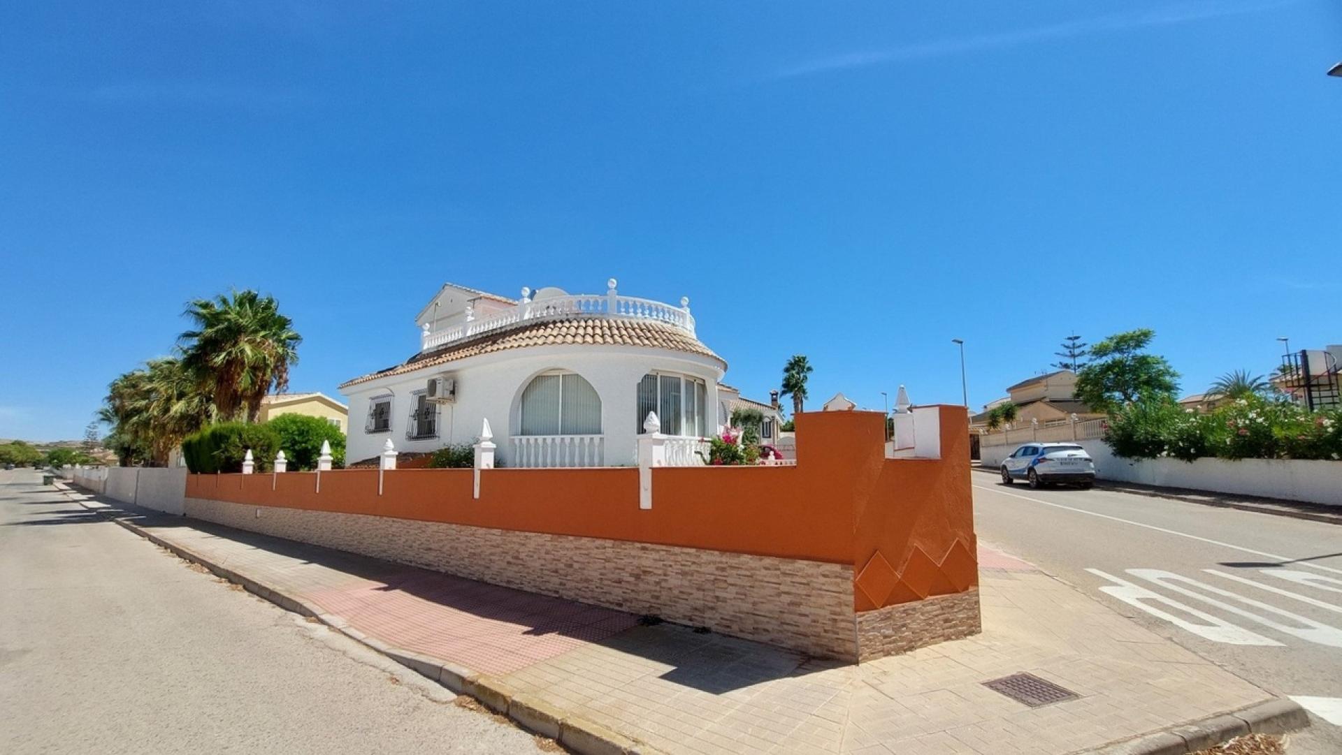 g_jev50igibtcqdsqss2js Villa in Camposol, Alicante
