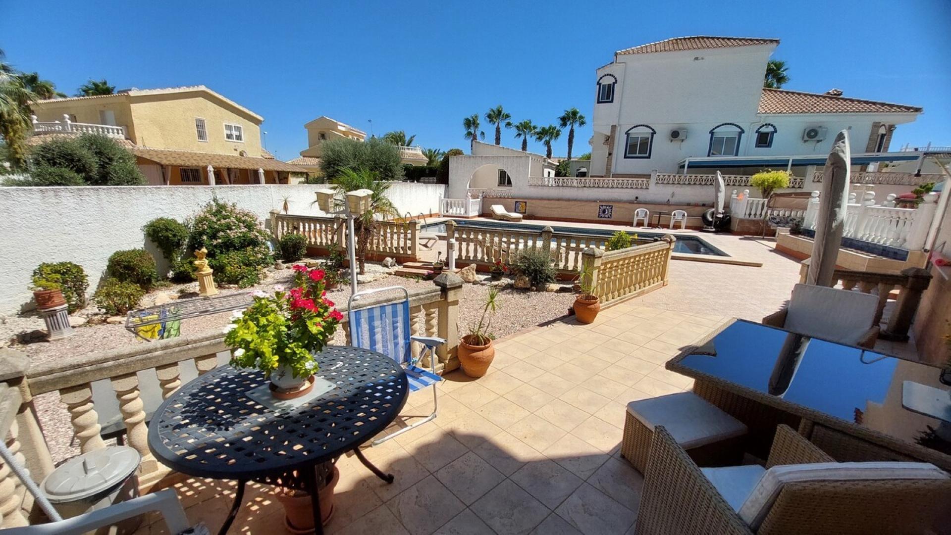 g_pob54za6cc0wjwgyvrr6 Villa in Camposol, Alicante