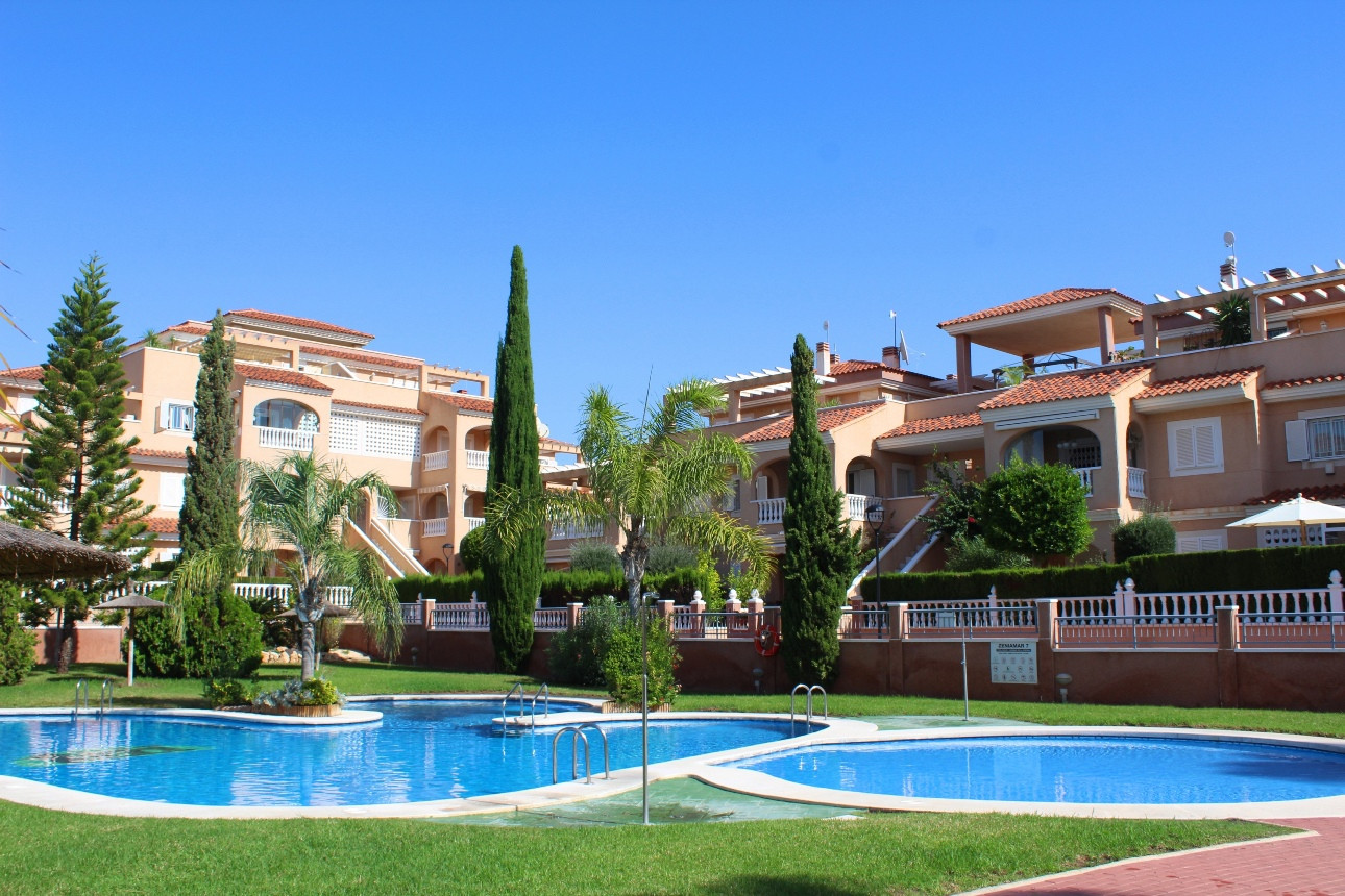 o_1j9f2md356mk18dkbtqj21ba32c Apartment for sale in Orihuela Costa