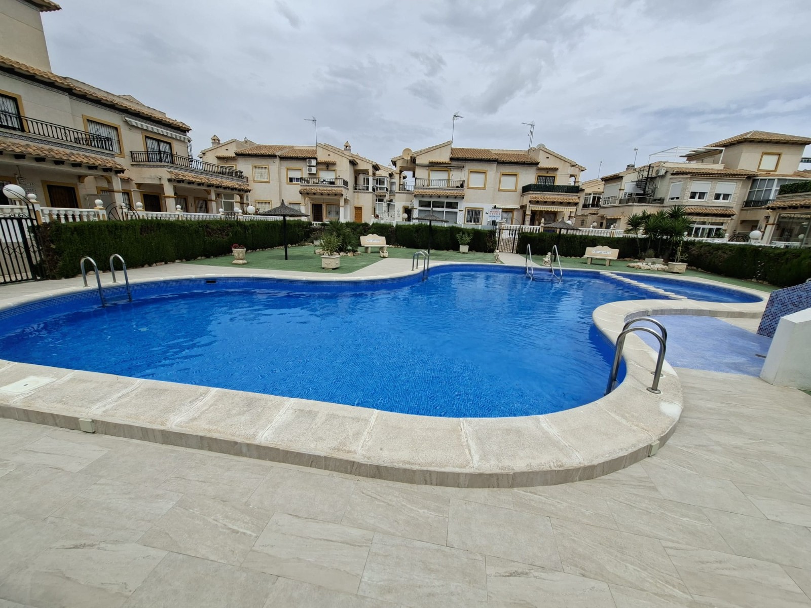 o_1jnmt2c3nlmq1ed75m0b9k1eo032 Apartment in Orihuela Costa, Alicante