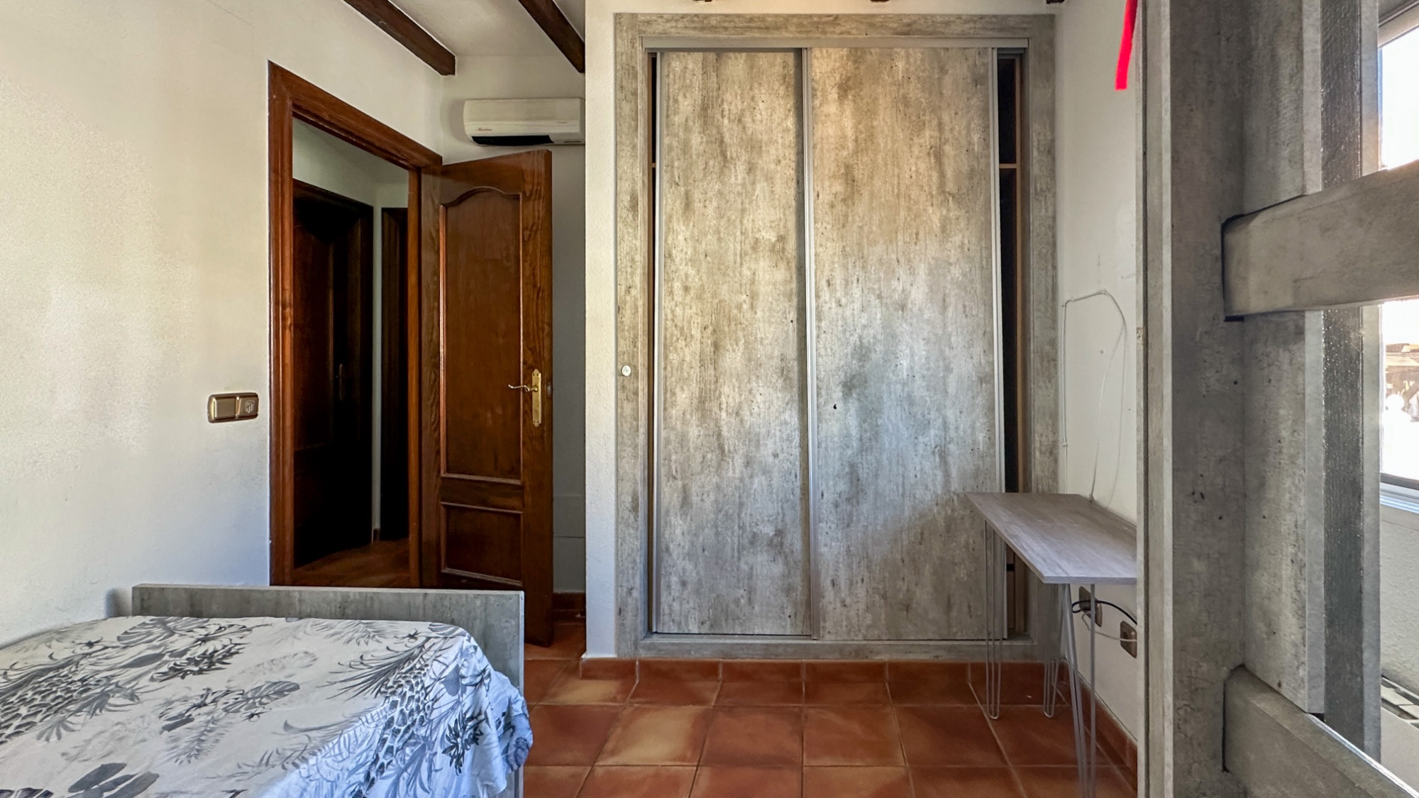 o_1jnrqbbep11vt1ljh1jpr7pl9ed3k Town House in San Miguel de Salinas, Alicante