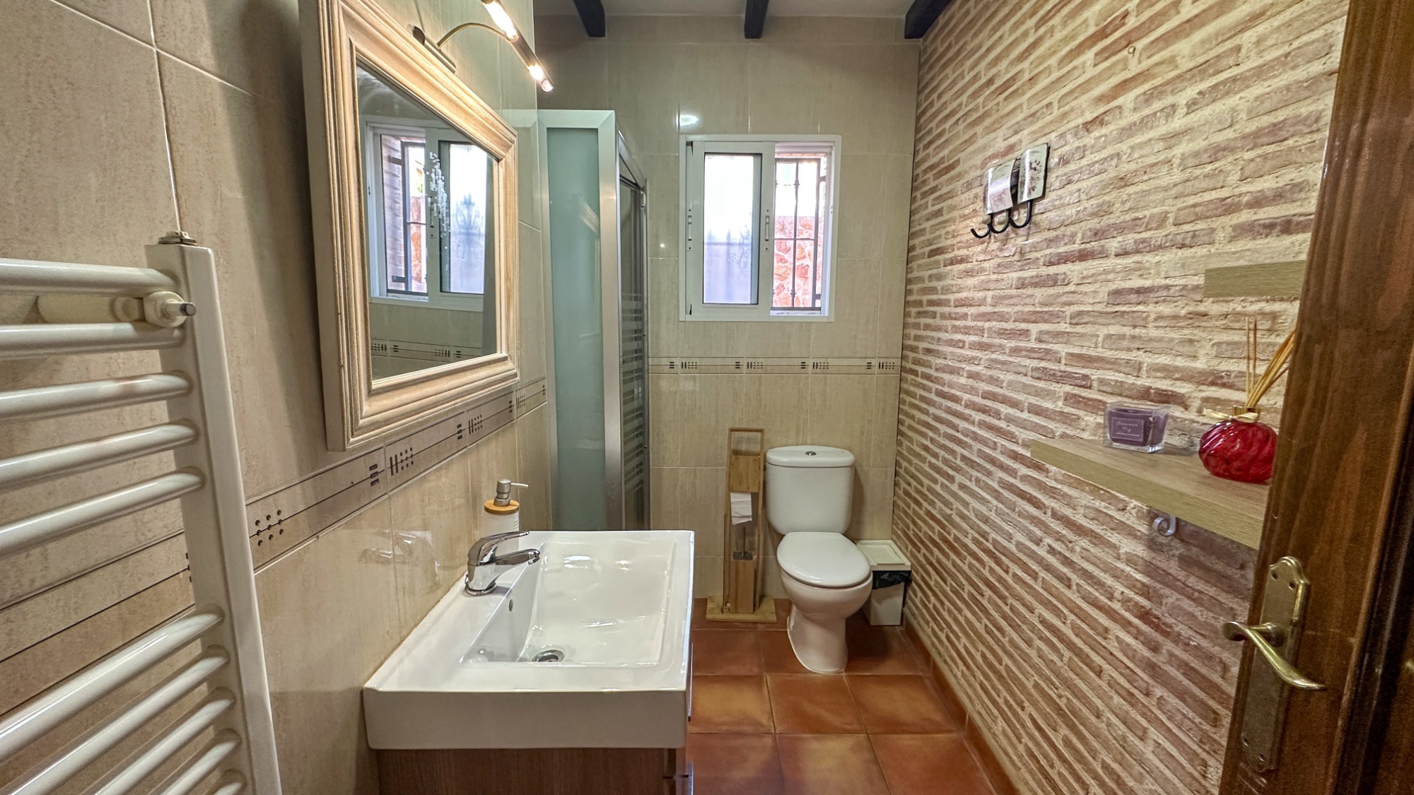 o_1jnrqbbep1ilf1l79tdtu7f1kc732 Town House in San Miguel de Salinas, Alicante