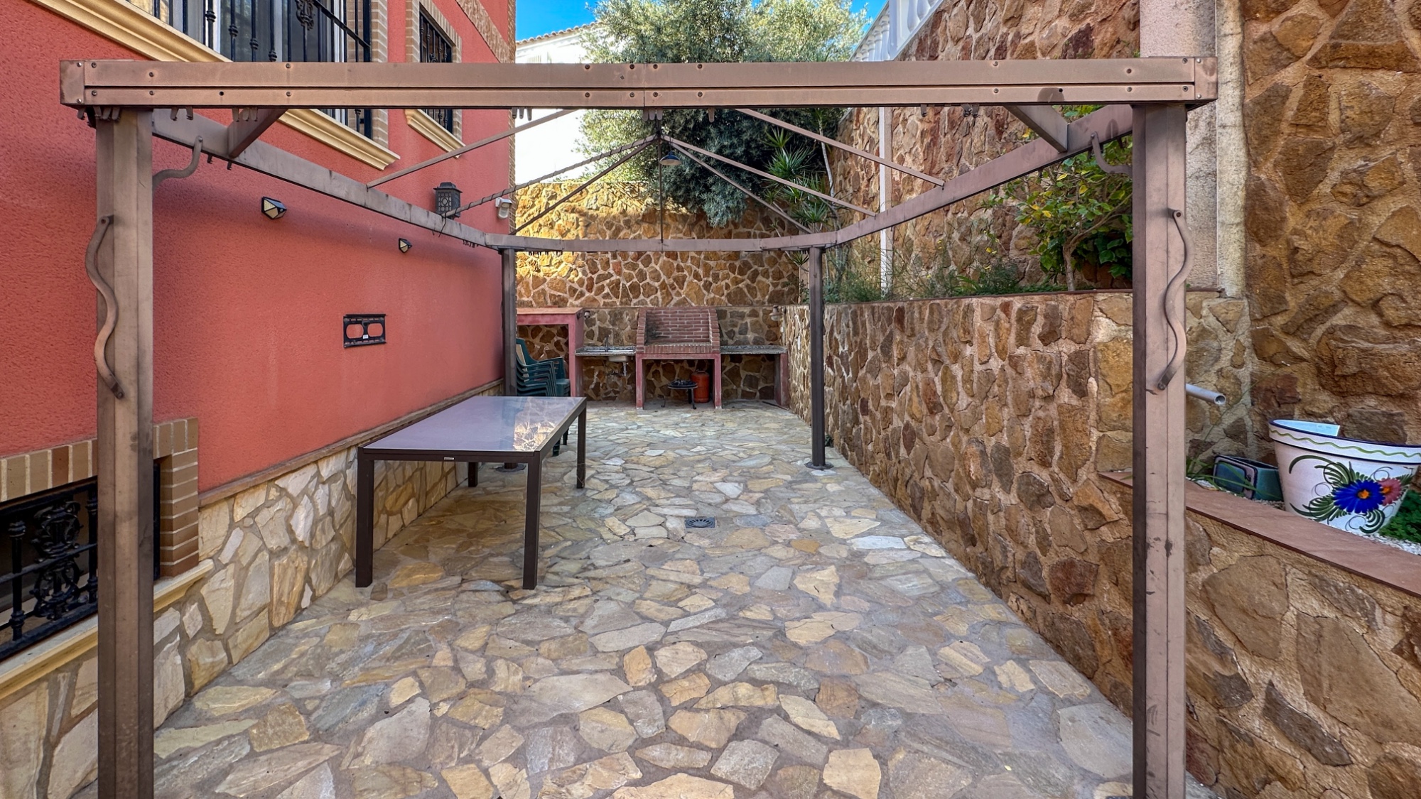 o_1jnrqbbeq1afr1e3313n81l74ao94k Town House in San Miguel de Salinas, Alicante