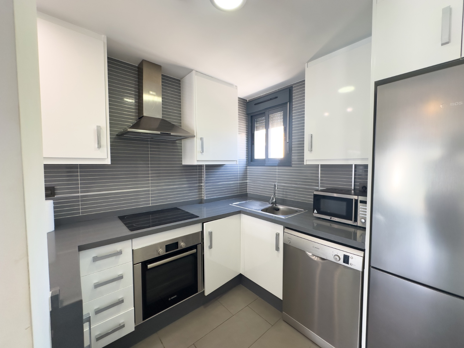 o_1joaulac91oih1hd7stt8j71pk236 Apartment in La Zenia, Alicante