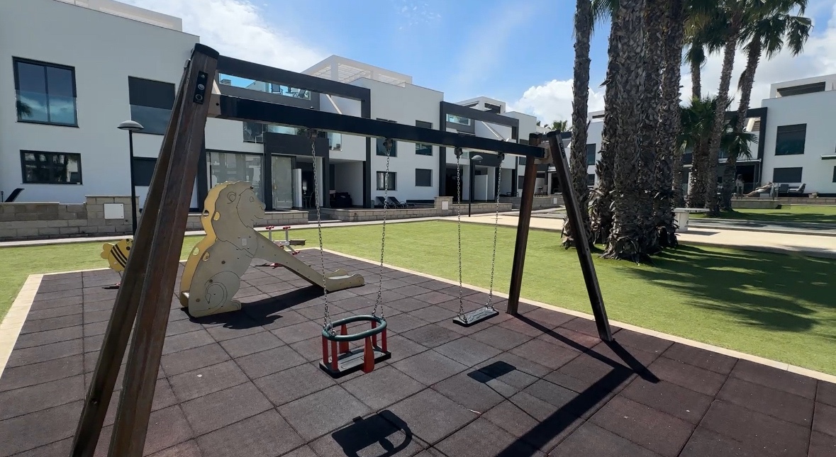 o_1joaulac9mem1dsrfsdtn7185t3l Apartment in La Zenia, Alicante