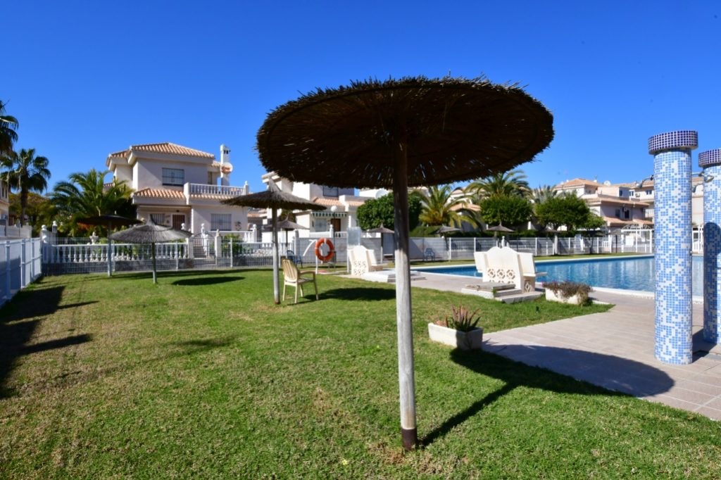 o_1jodpcnb21kqbbp41c8013ue13242g Apartment in Orihuela Costa, Alicante