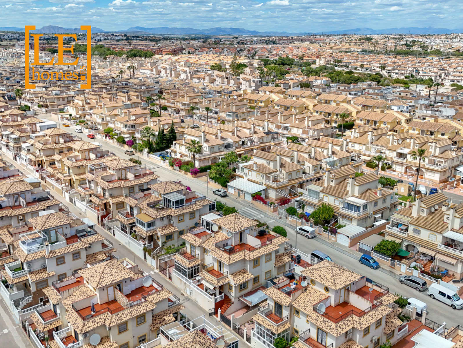 o_1jolldao5kkb1k8e1ft1g4n72j38 Semi Detached in Orihuela Costa, Alicante