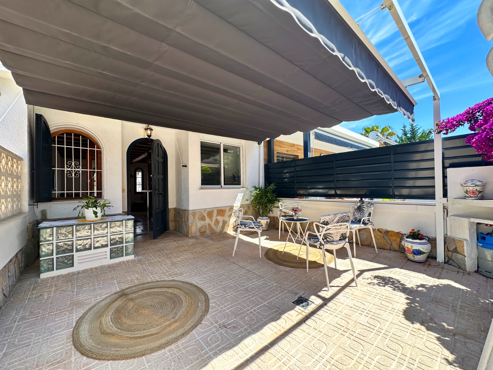 o_1jovoc97t1hbl7fq1m2ko8r1r1o33 Town House in Orihuela Costa, Alicante