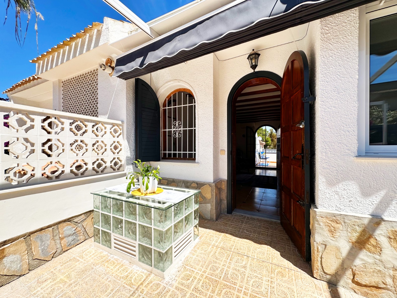o_1jovoc97t414hhc1aghf7r1fq53a Town House in Orihuela Costa, Alicante