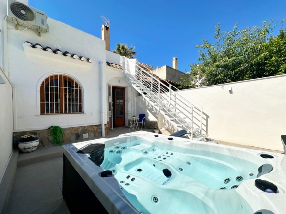 Town House for sale in Orihuela Costa