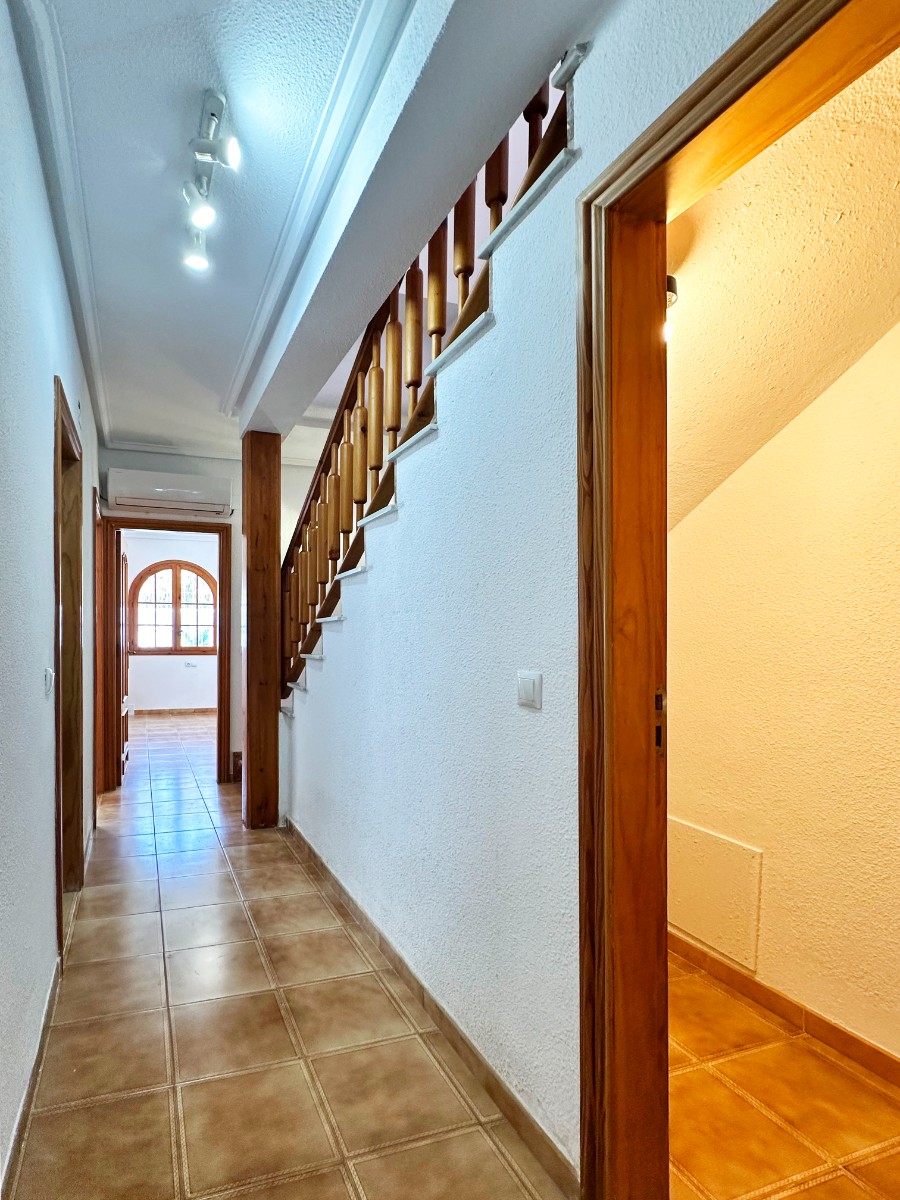 o_1jovoc97u1un514gu1lc913vclrd49 Town House in Orihuela Costa, Alicante