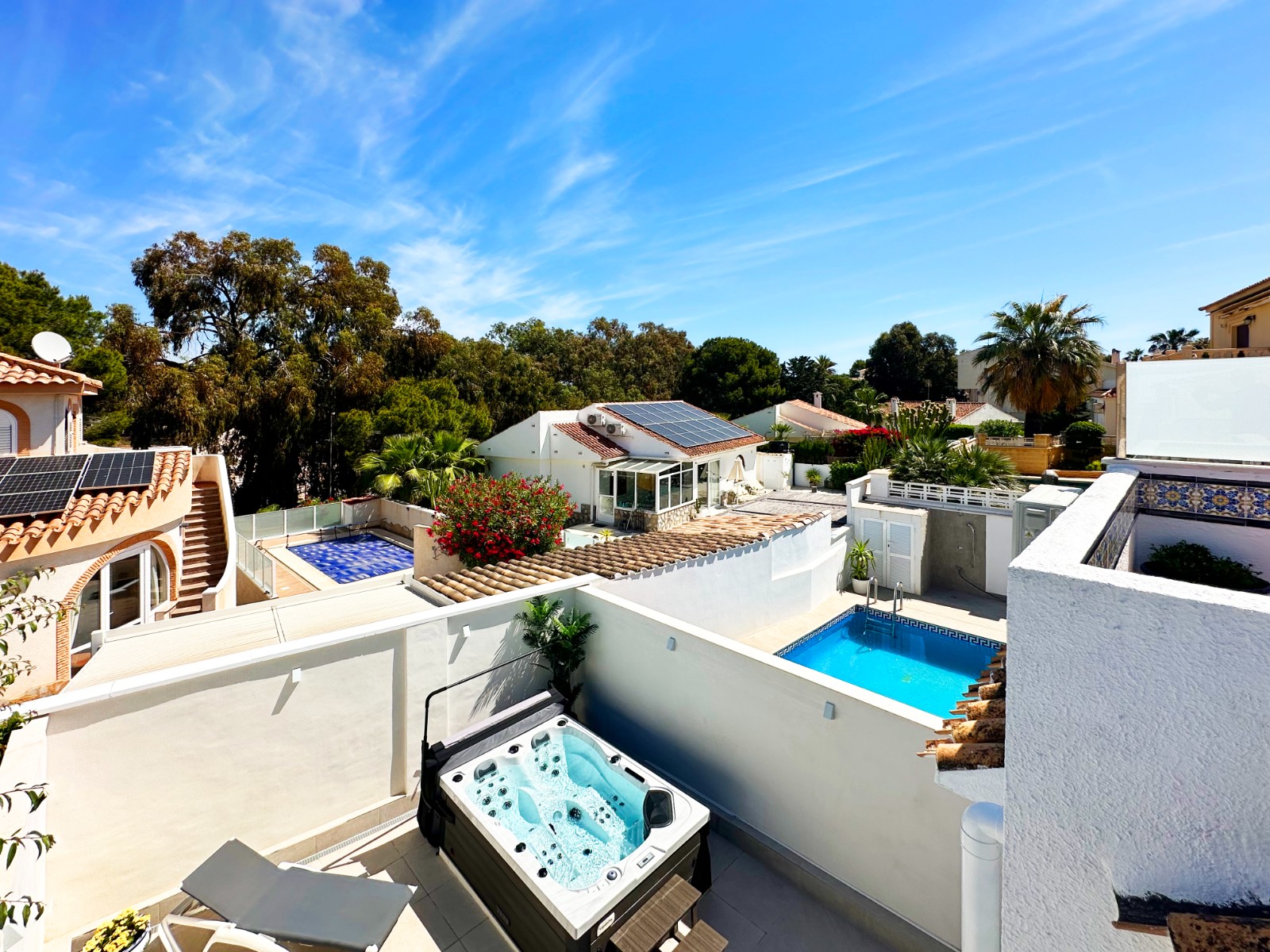 o_1jovoc97u1vnk6os1m5cajr1tmd4j Town House in Orihuela Costa, Alicante
