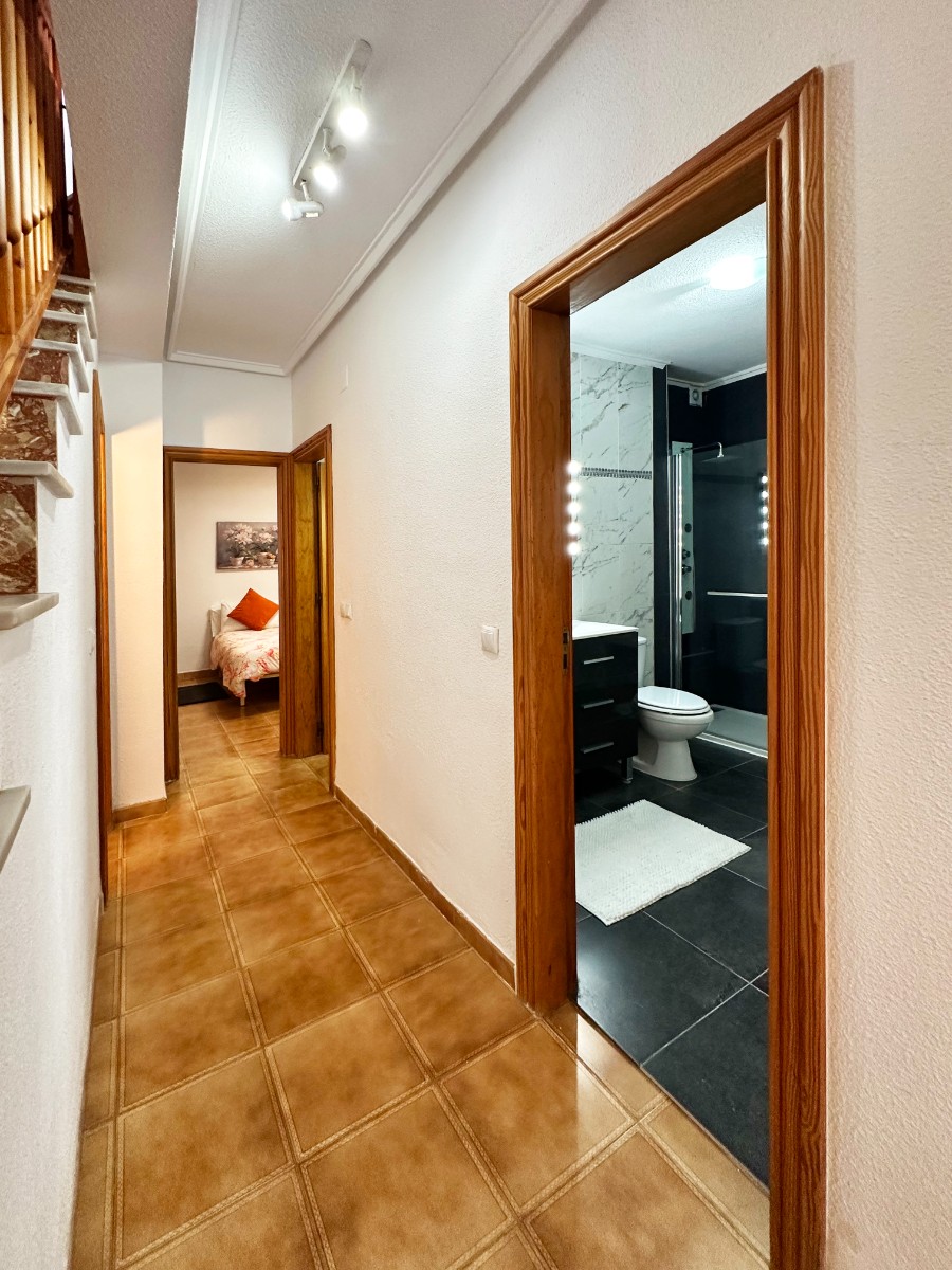 o_1jovoc97ucnm1n6p1hgf1jbe1con40 Town House in Orihuela Costa, Alicante