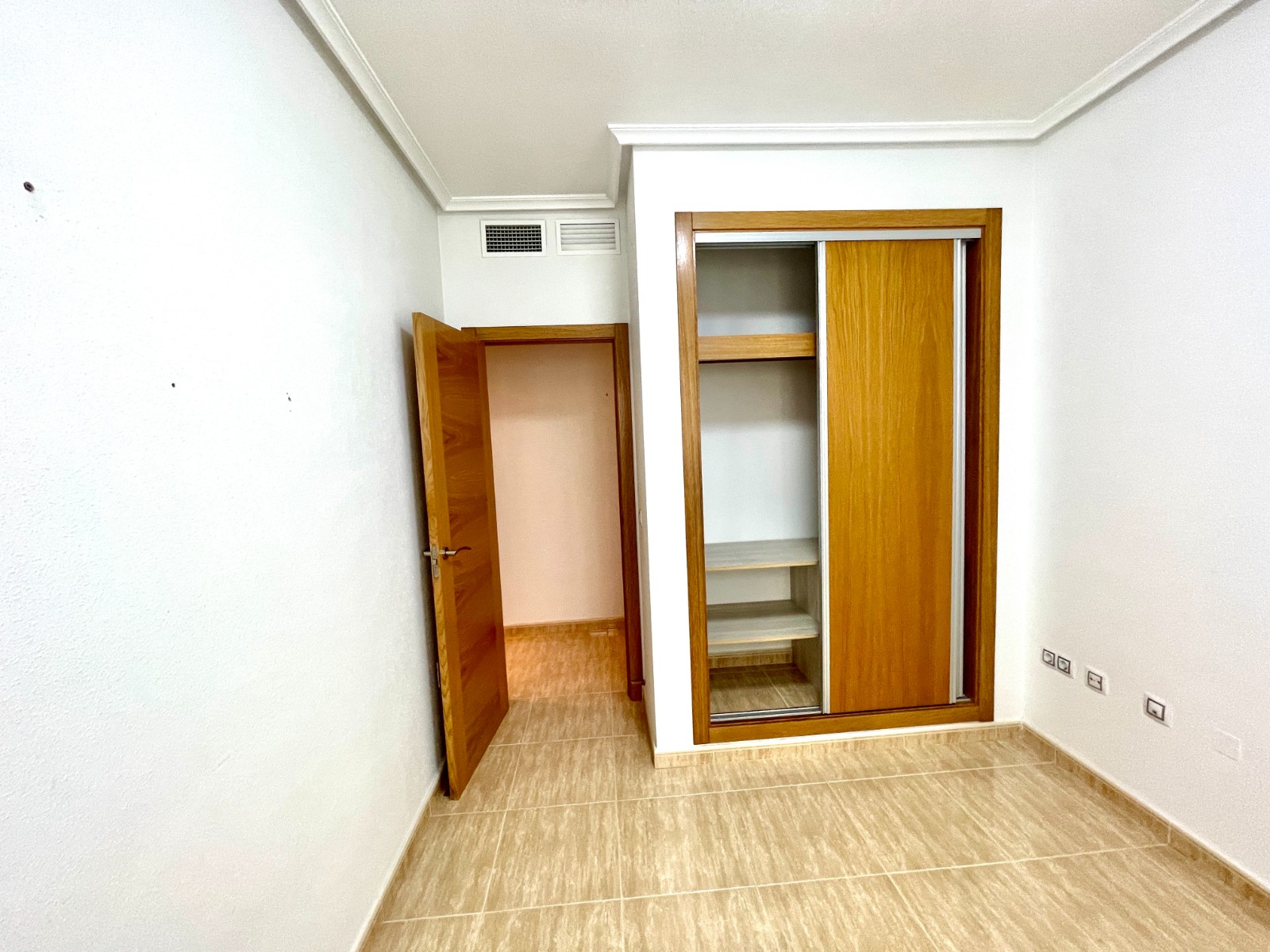 o_1jp7etf6d13hl147d19bd1ss71kd2j Apartment in Formentera del Segura, Alicante