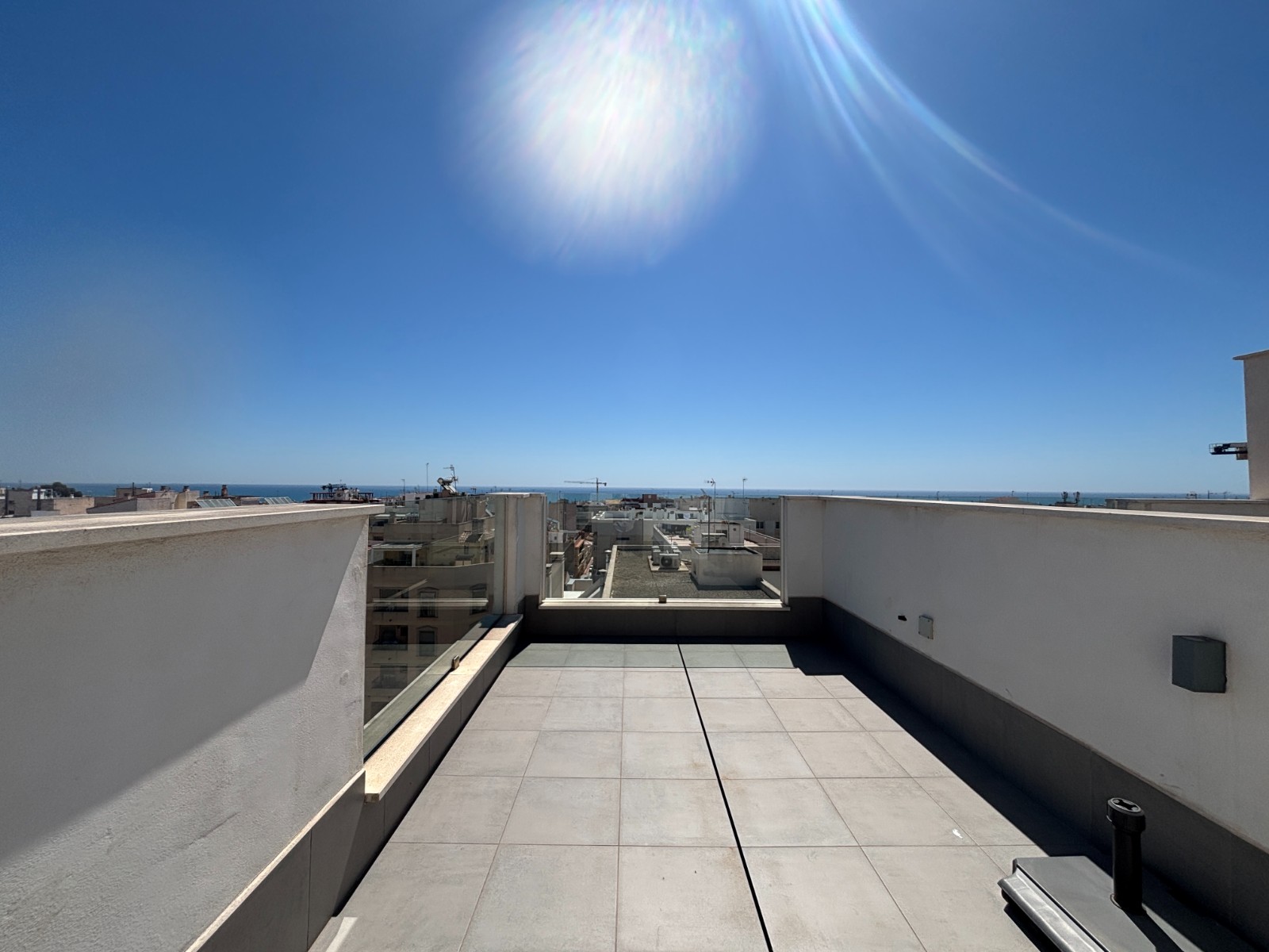 o_1jp844ors124h1kfj5ko1o7q9596p Penthouse in Guardamar del Segura, Alicante