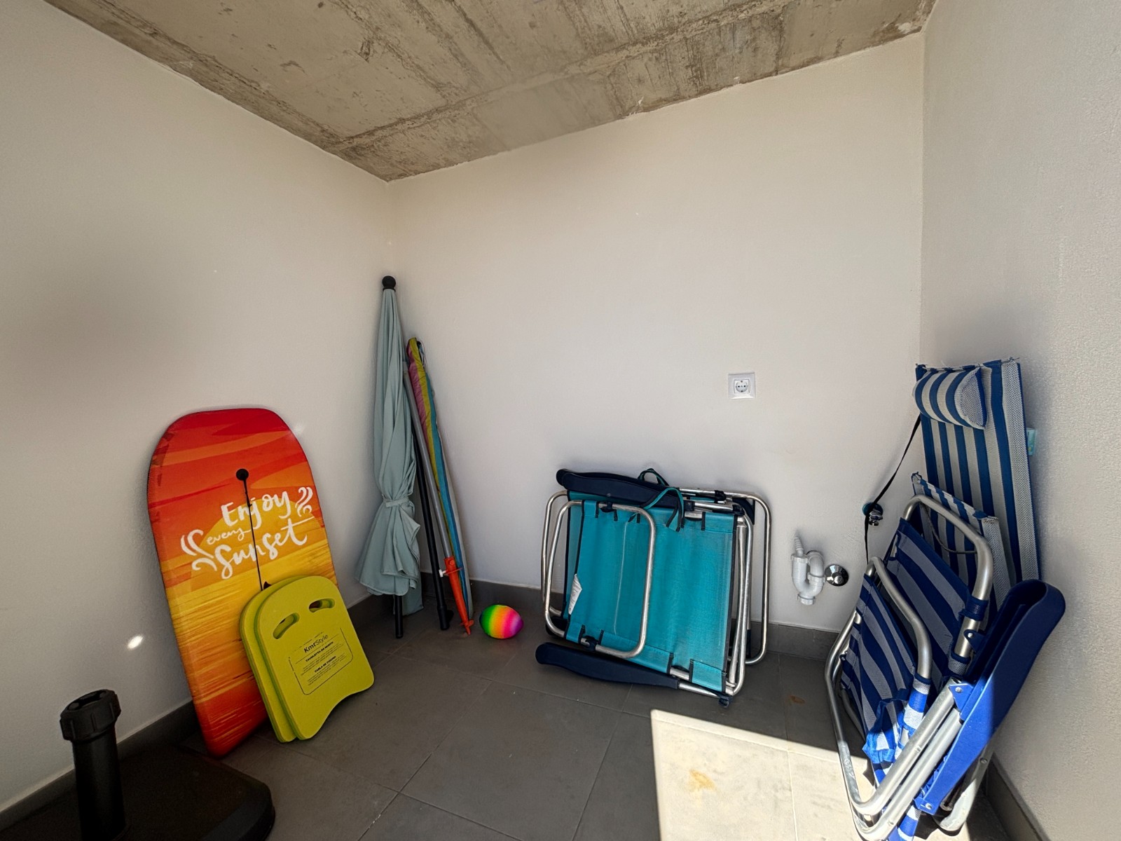 o_1jp844orspu514ns9ob153i1gs36h Penthouse in Guardamar del Segura, Alicante