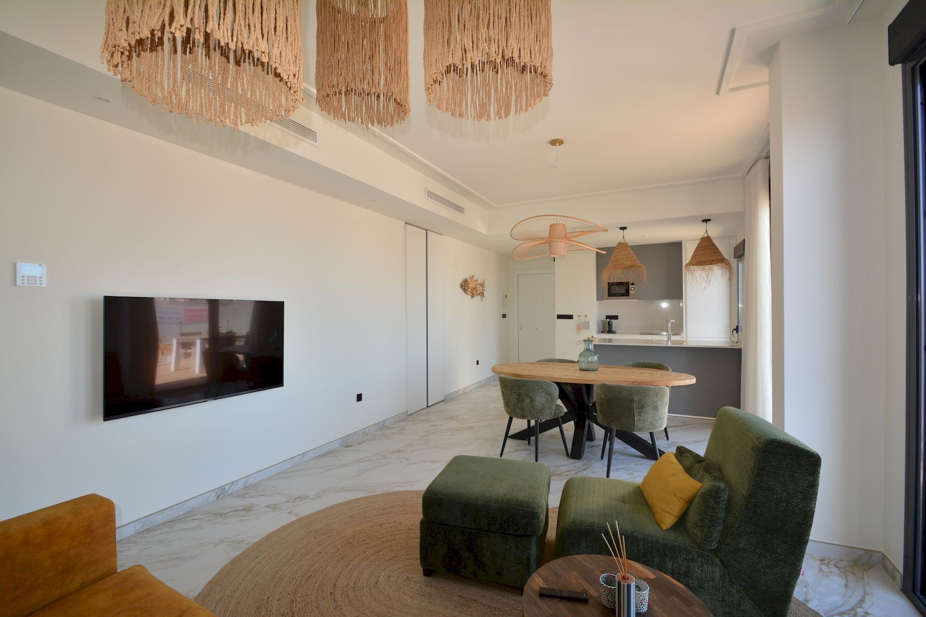 o_1jp84ab2519bh193pd2e1qri1a081t Penthouse in Guardamar del Segura, Alicante