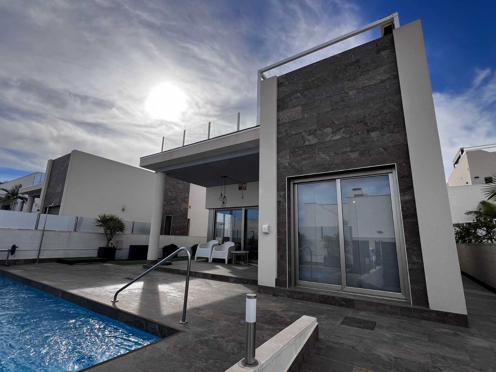 o_1jphp3ndp18jbhlgbni71fltb2o Alicante – Sunrise Dream Properties