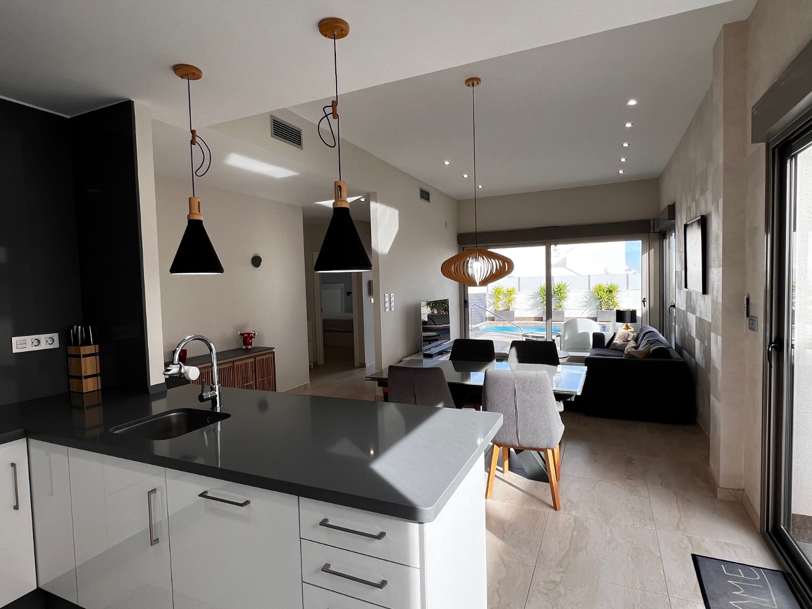 o_1jphp3ndq28j1o65163j1u0g16bs3h Villa in Orihuela Costa, Alicante