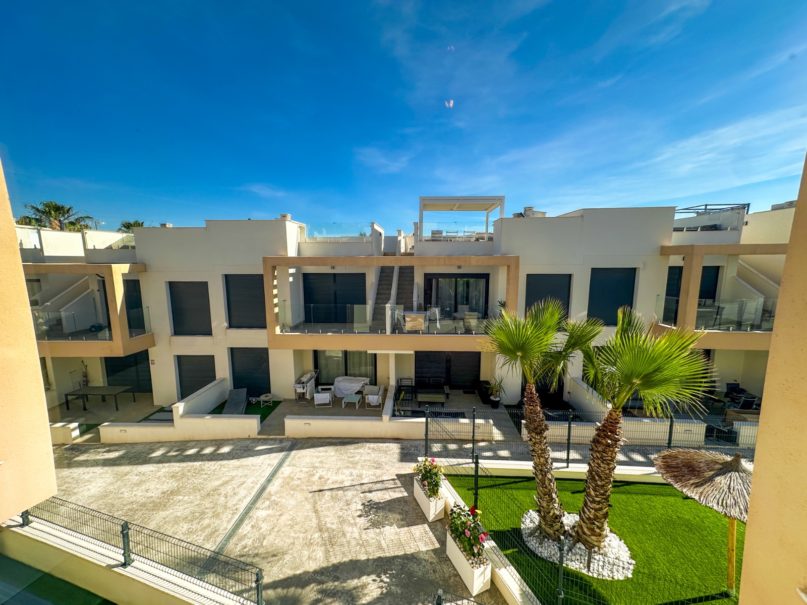 o_1jppmhqn119c0cdgh331mgt16a330 Apartment in Orihuela Costa, Alicante