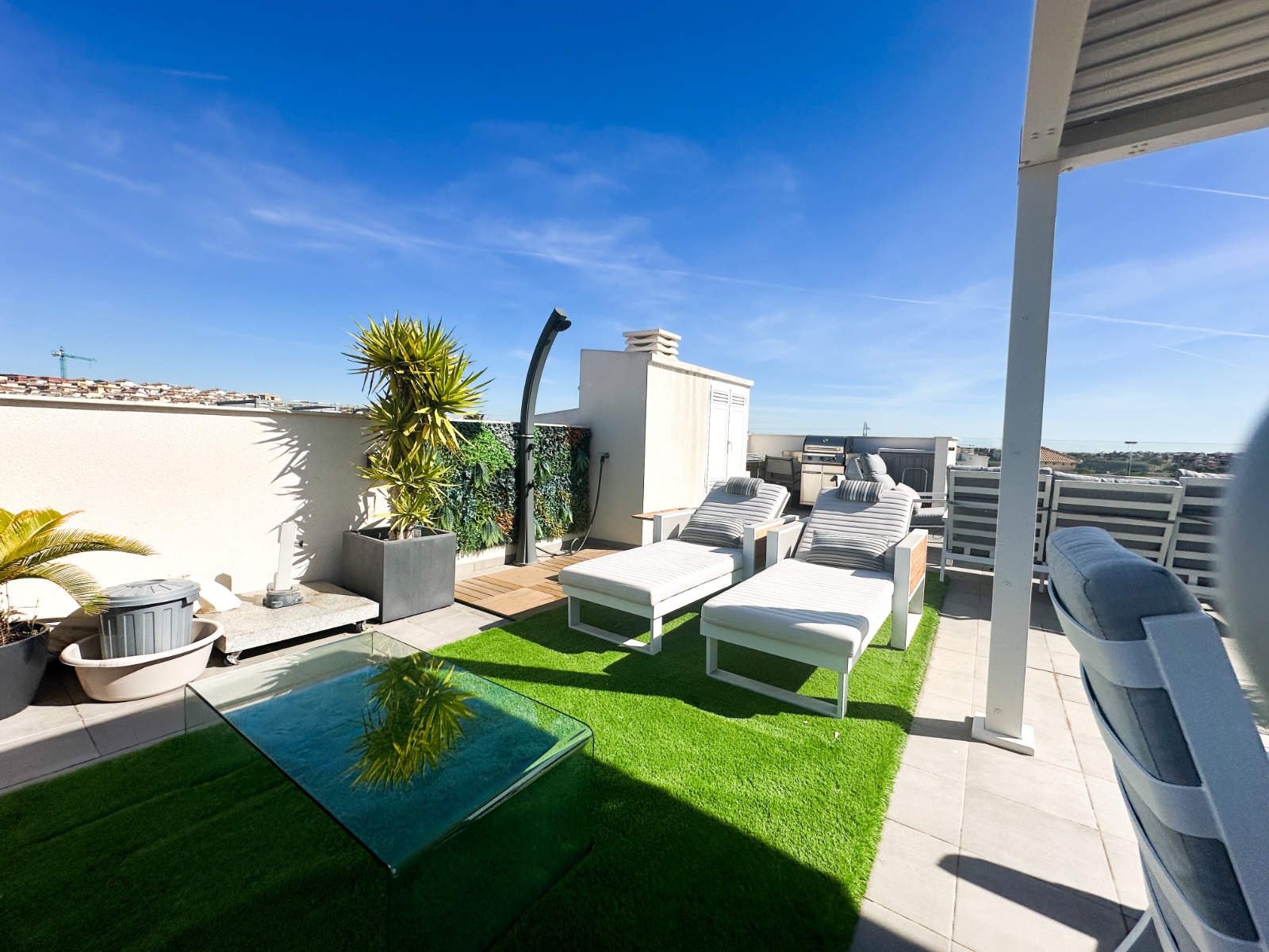 o_1jppmhqn24rn1lrr11nq1cov18ub3l Apartment in Orihuela Costa, Alicante
