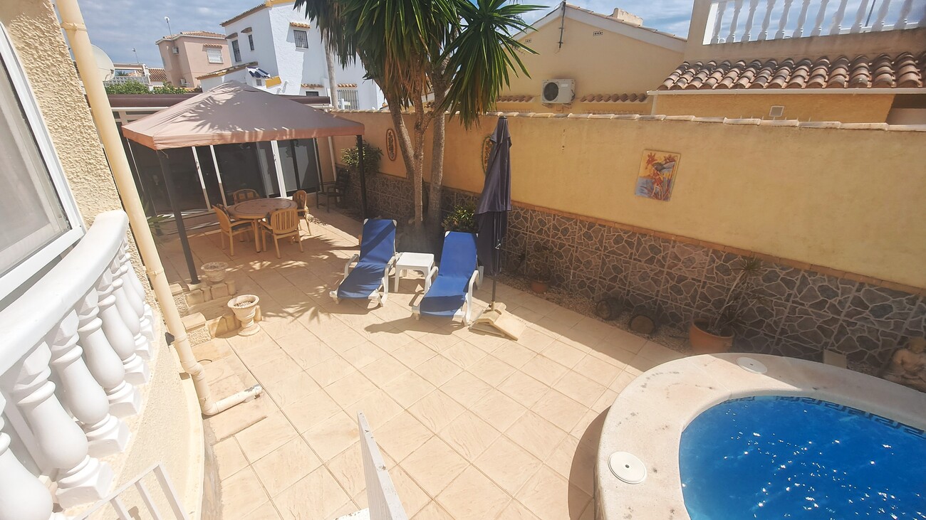 villa-villamartin-spsdx232-72 Villa in Villamartin, Alicante