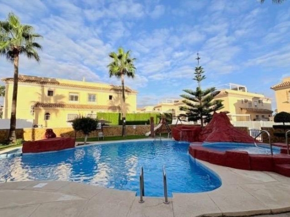 Town House for sale in Orihuela Costa