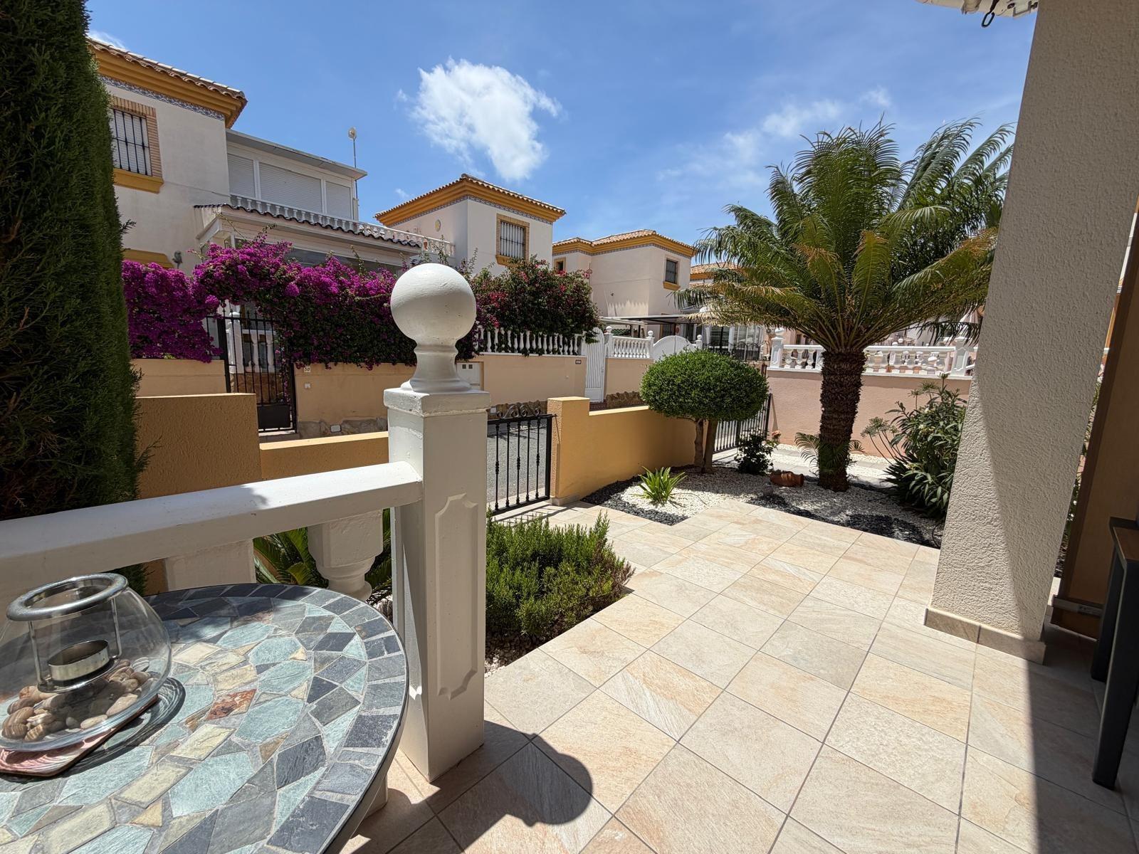 11-13 Town House in Orihuela Costa, Alicante