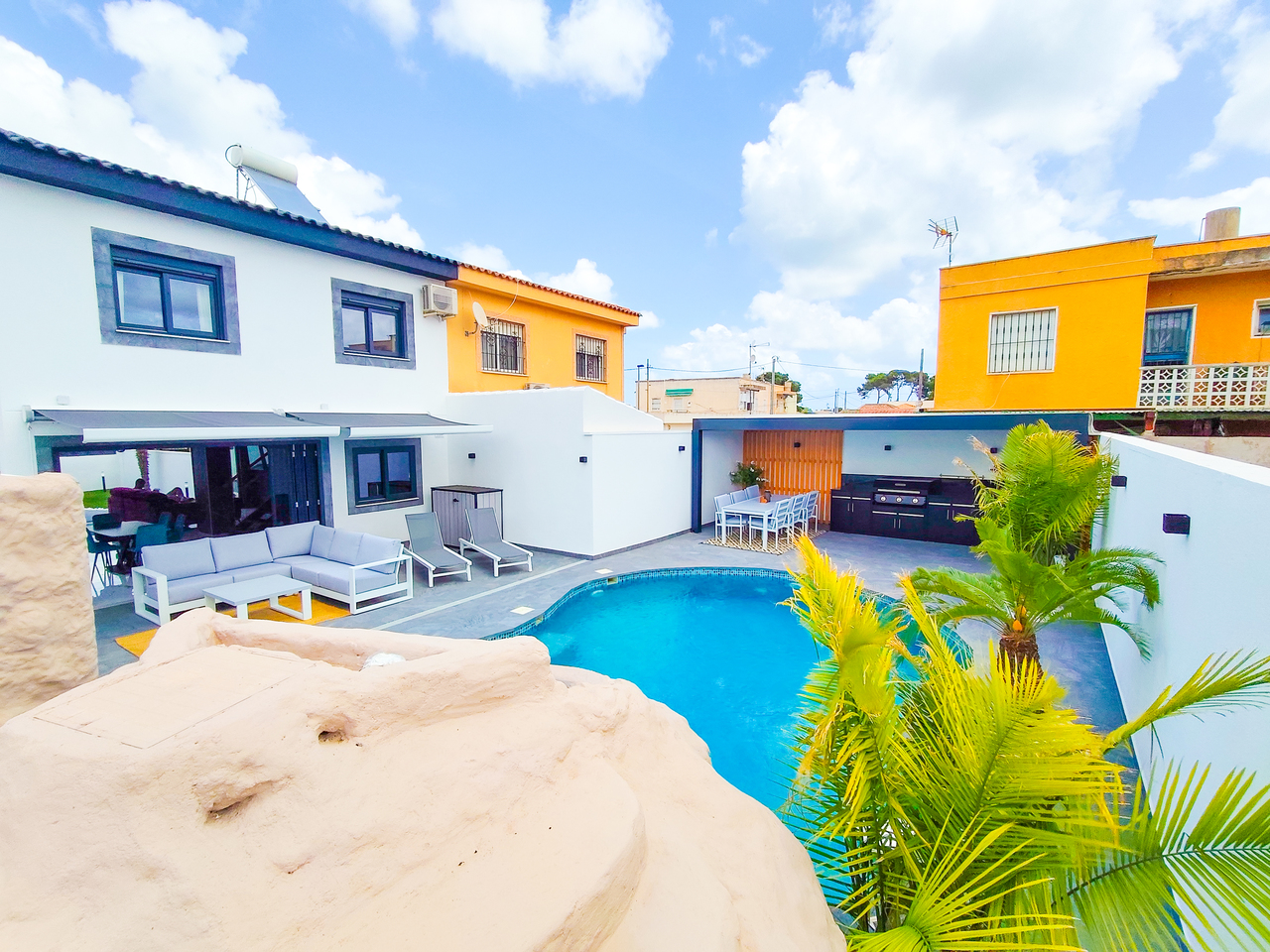 1781182246060_xlarge.jpg Town House for sale in Los Urrutias