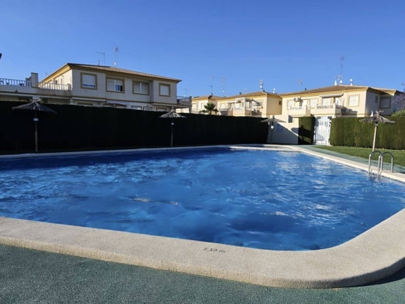 Bungalow for sale in Orihuela Costa