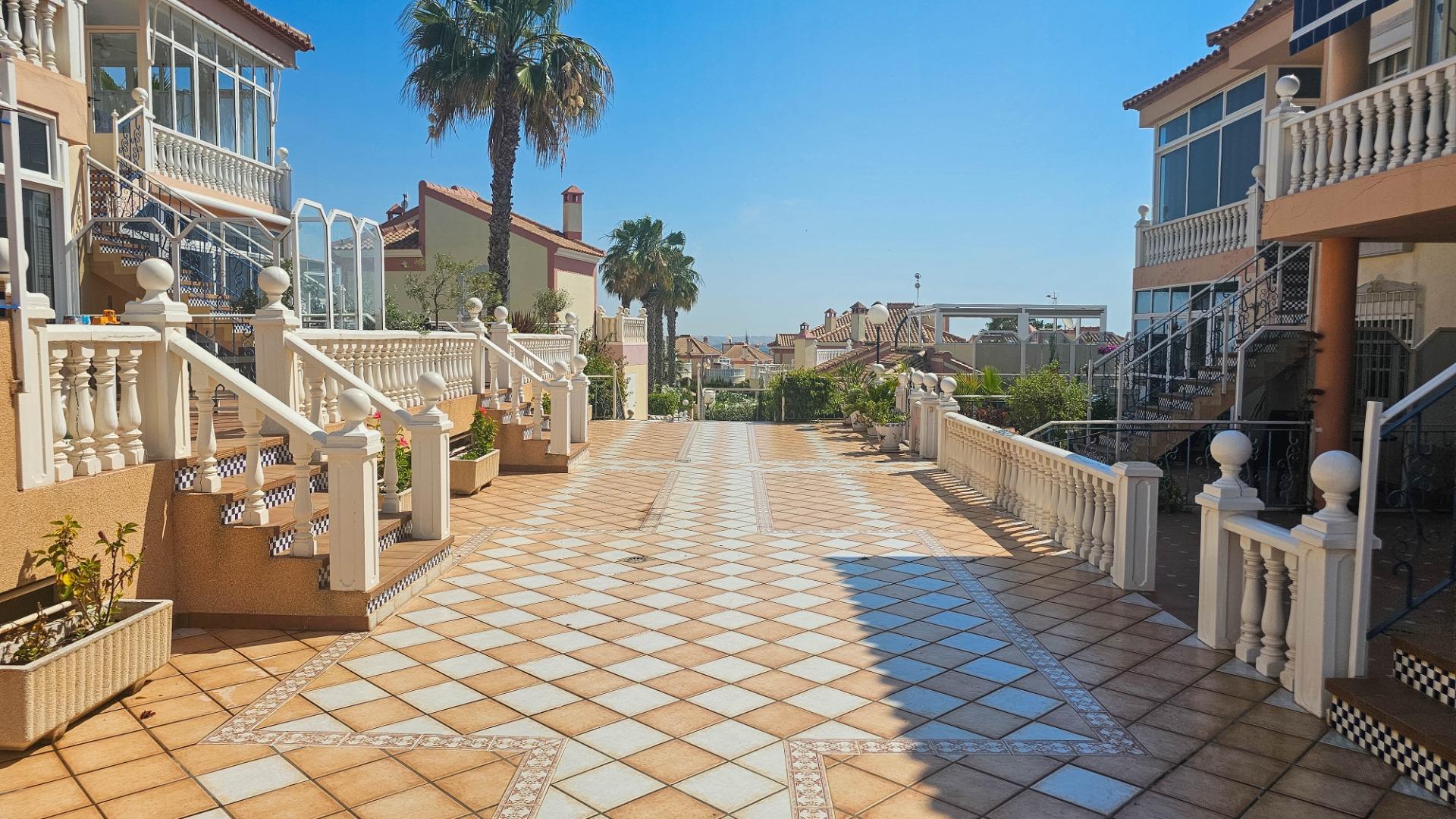 2-5 Bungalow in Orihuela Costa, Alicante