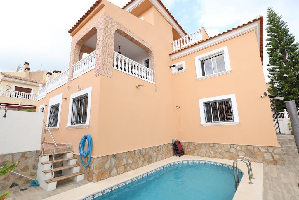 3-1-3.jpg Villa for sale in San Miguel de Salinas