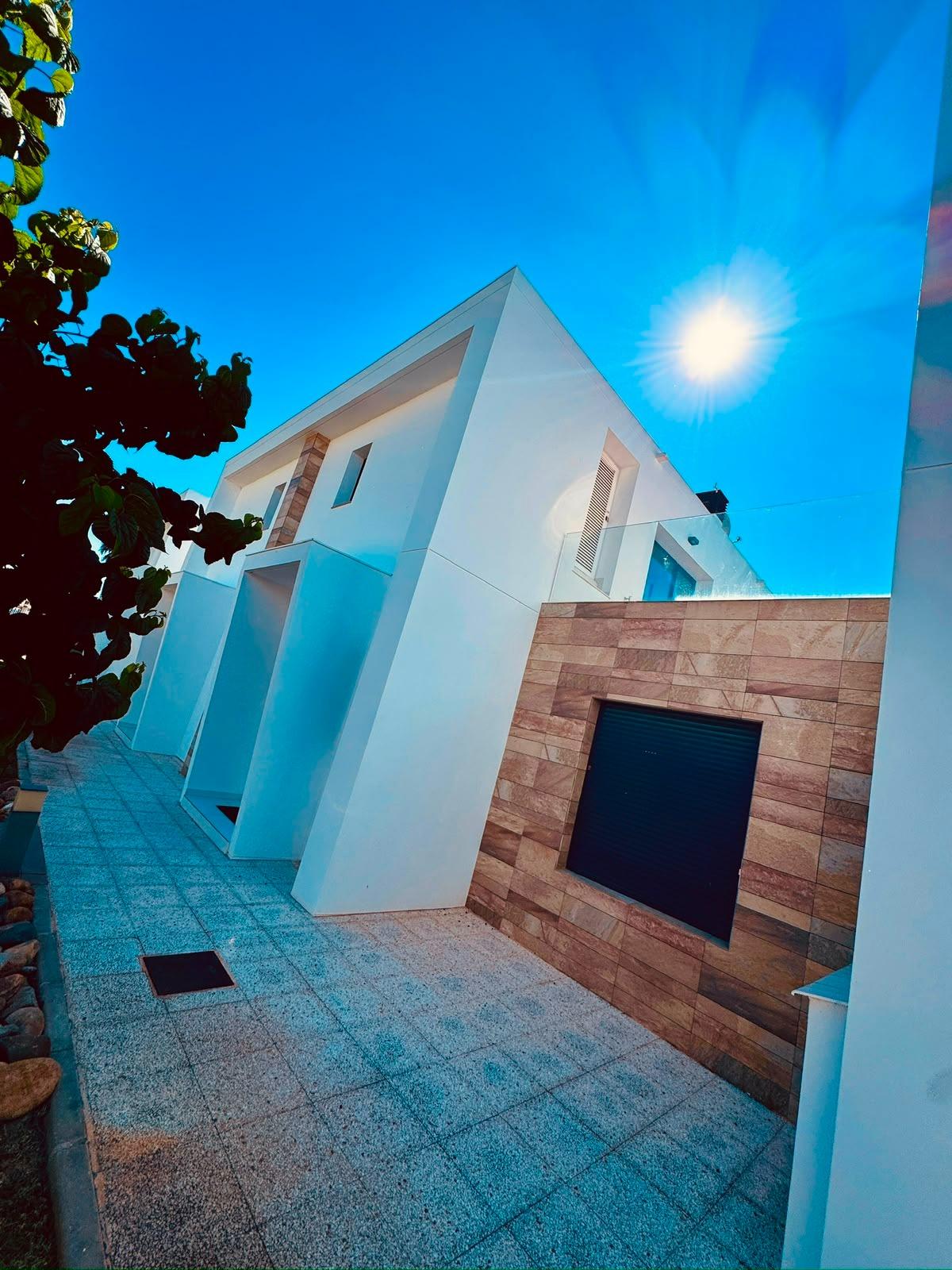 3-18 Town House in Orihuela Costa, Alicante