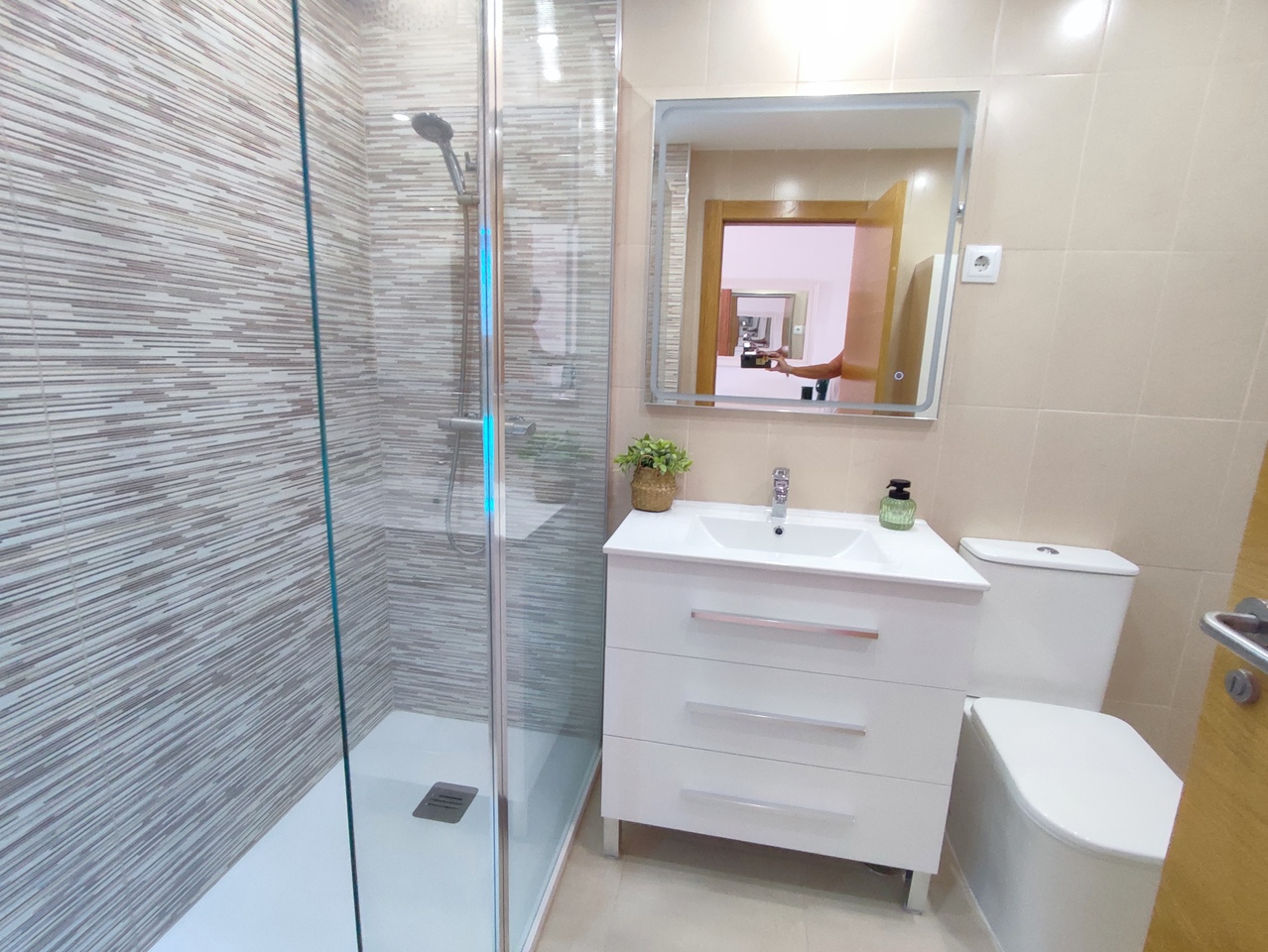 31373-apartment-for-sale-in-hacienda-riquelme-golf-resort-26662083-large Apartment in Hacienda Riquelme Golf Resort, Murcia