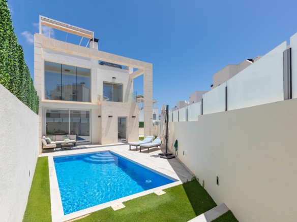 Villa for sale in Orihuela Costa