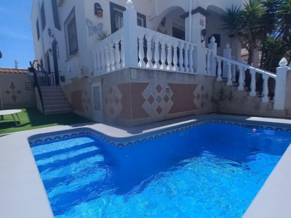 Town House for sale in Orihuela Costa