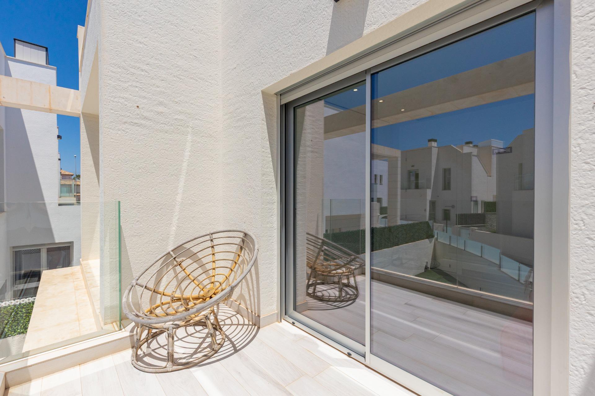 4-11 Villa in Orihuela Costa, Alicante