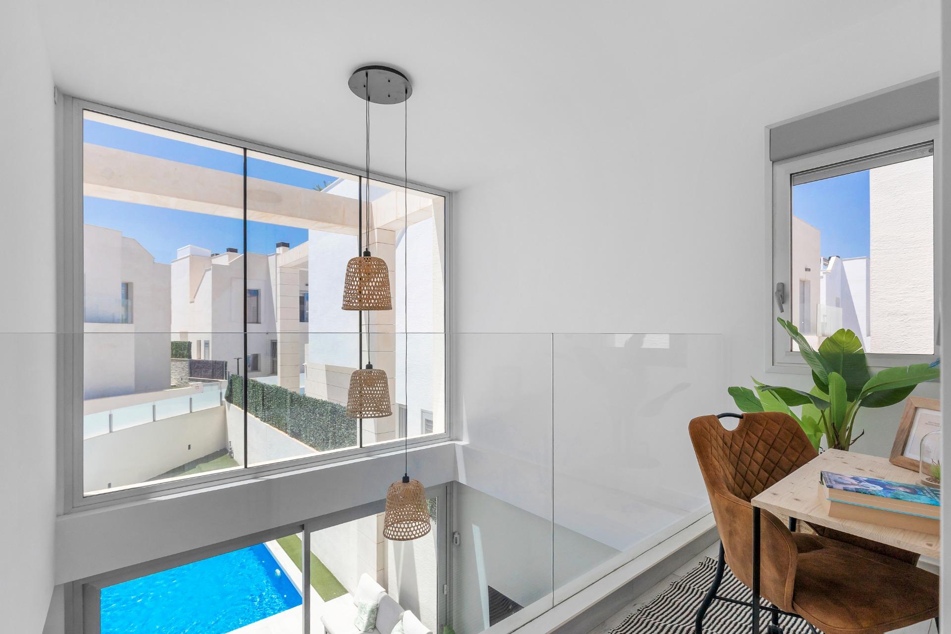 4-24 Villa in Orihuela Costa, Alicante