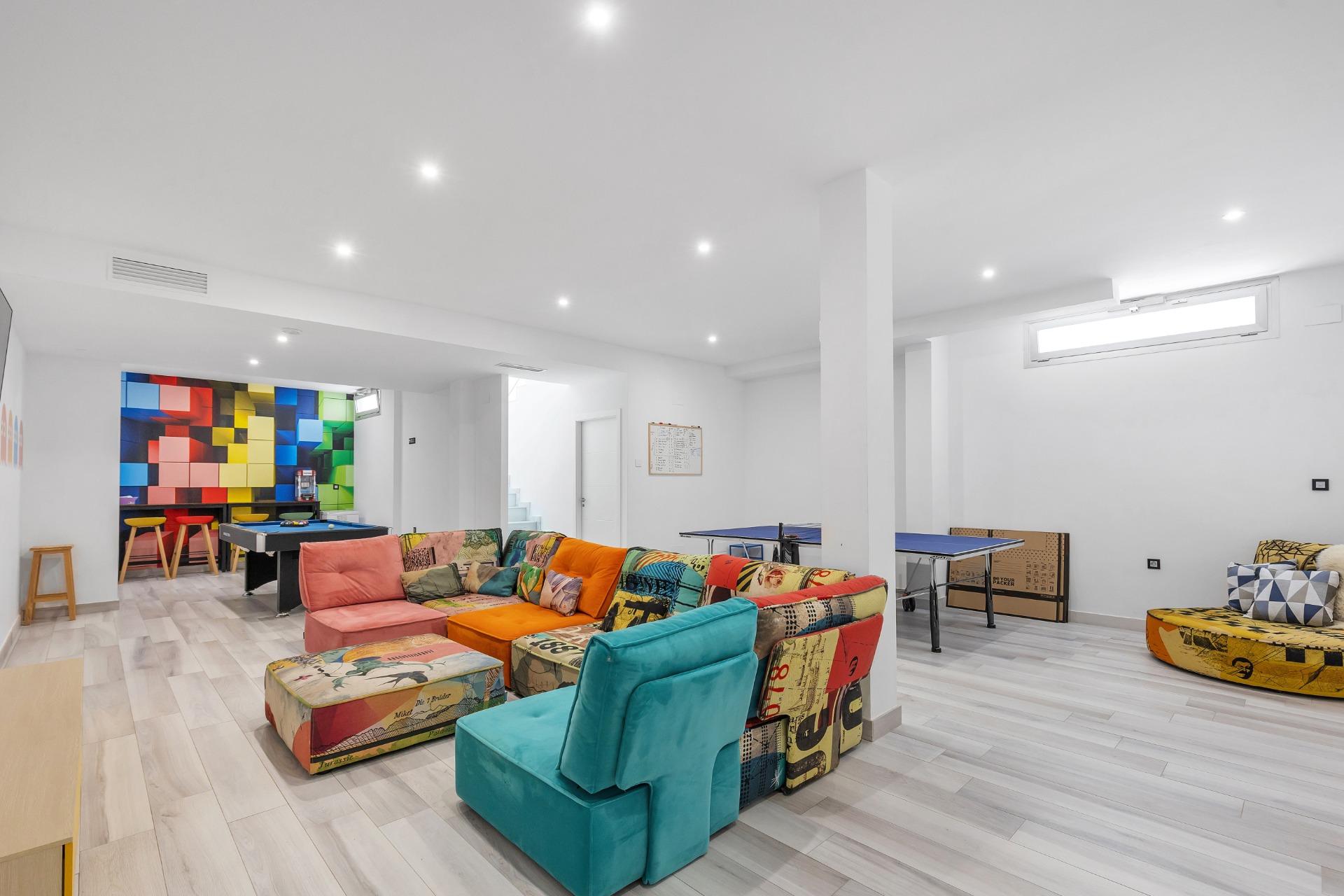 4-26 Villa in Orihuela Costa, Alicante