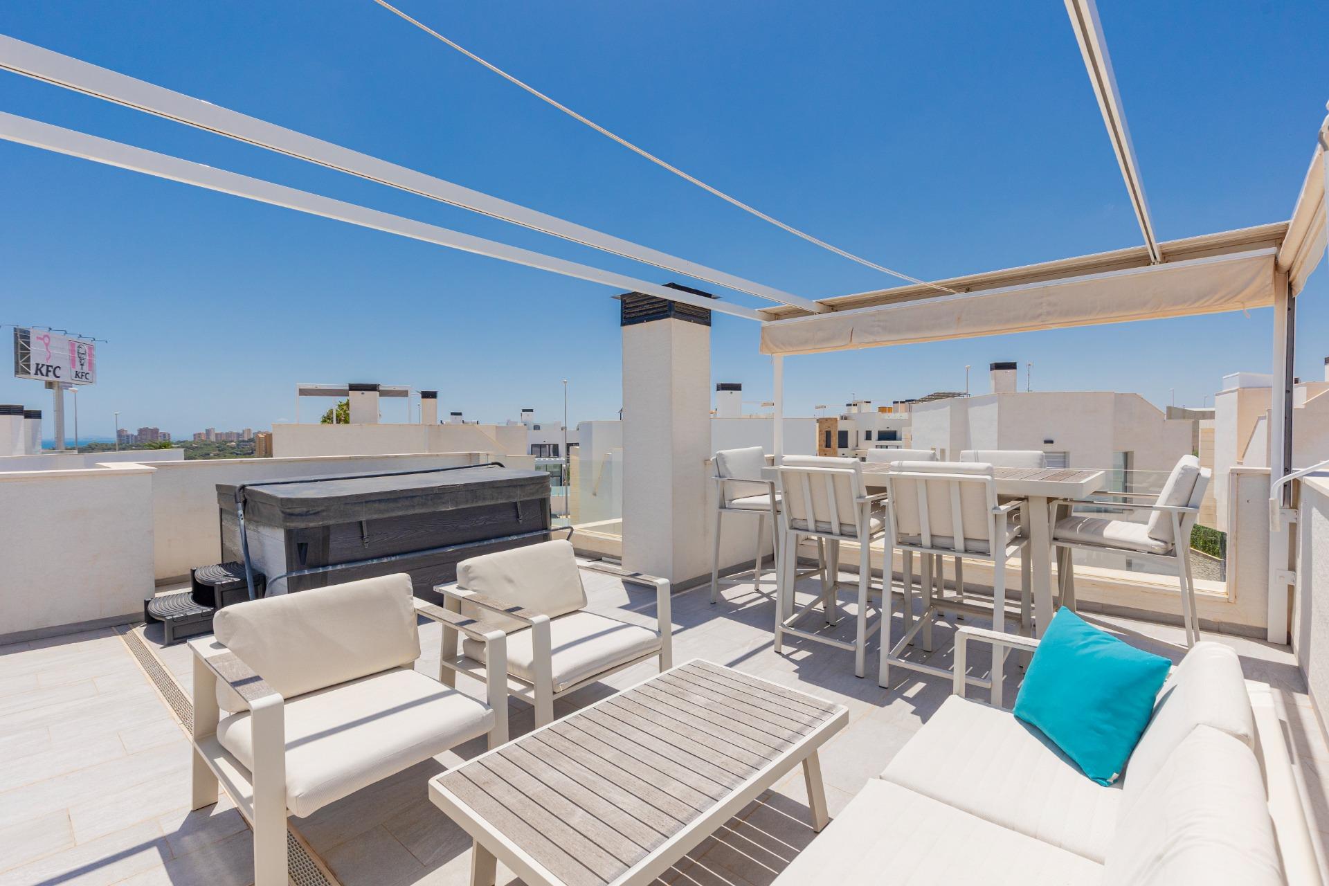 4-41 Villa in Orihuela Costa, Alicante