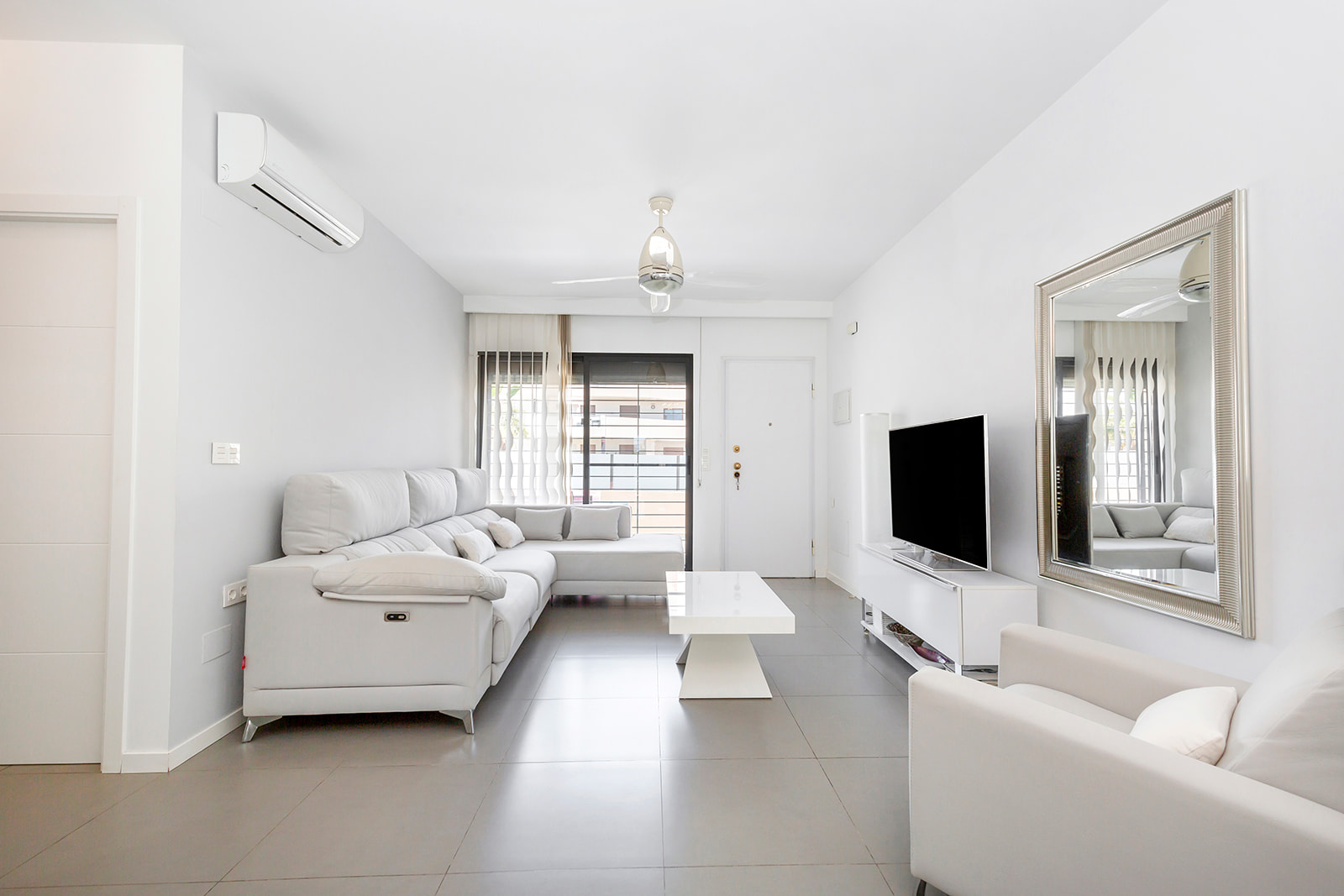 CALLE GOTEBORG, MIL PALMERAS Apartment in Pilar de La Horadada, Alicante