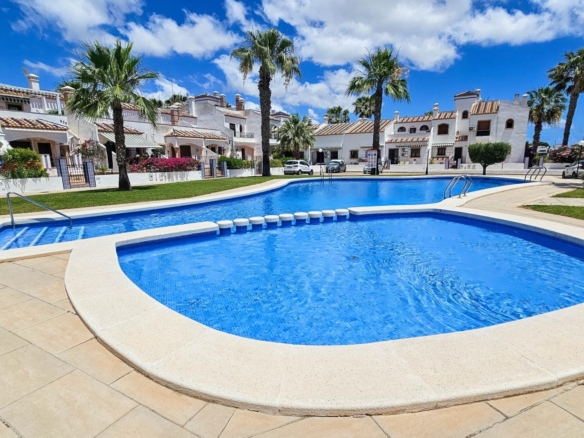 Town House for sale in Orihuela Costa