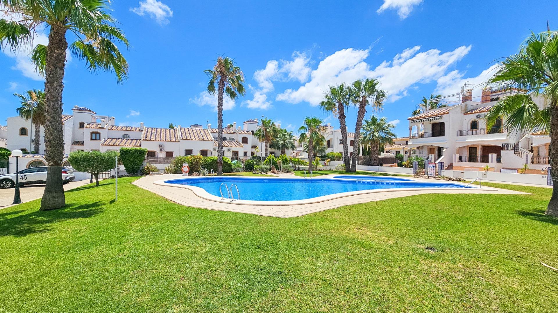 5-21 Town House in Orihuela Costa, Alicante