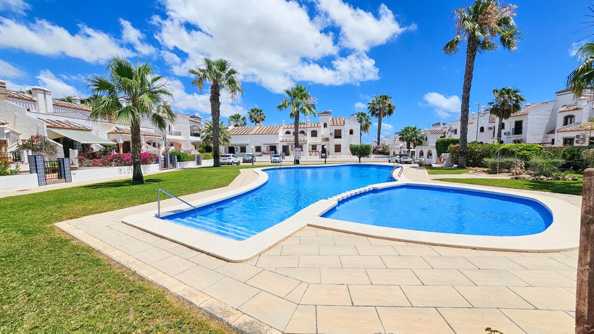 5-22 Town House in Orihuela Costa, Alicante